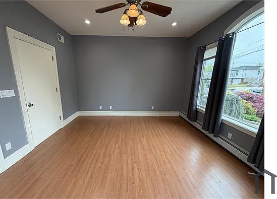 488 Ionia Ave #1 — Photo 11