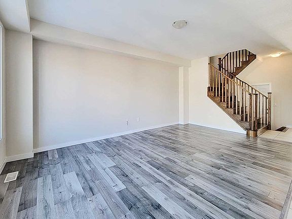 3rd image of 88 Scarletwood St
