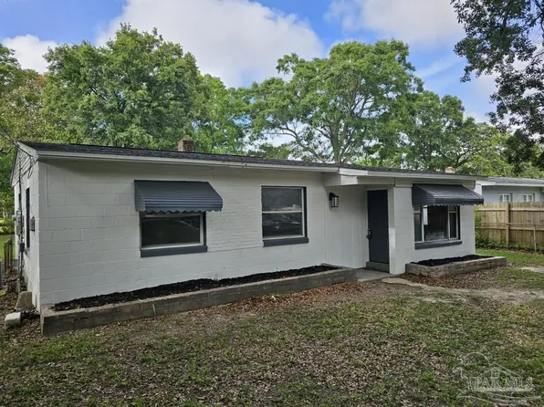 26 Randolph Dr, Pensacola, FL 32506