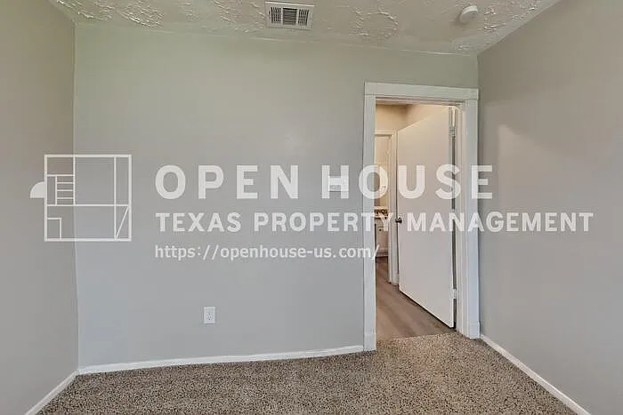 7334 Skybright Ln — Photo 28