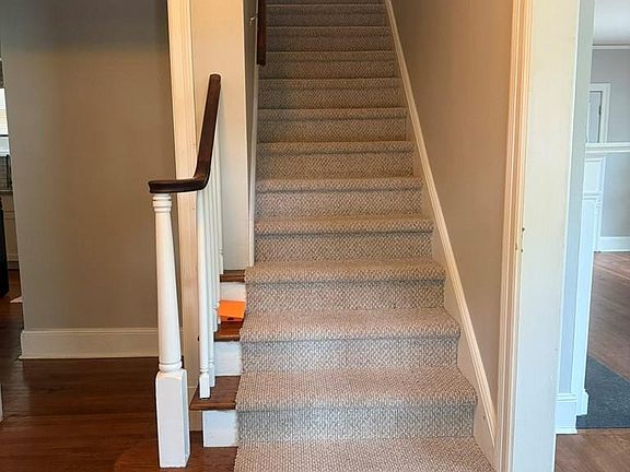 4th image of 208 Woodland Dr