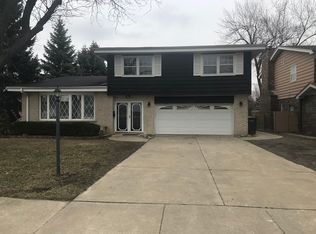 2201 Westwood Dr, Hillside, IL 60162