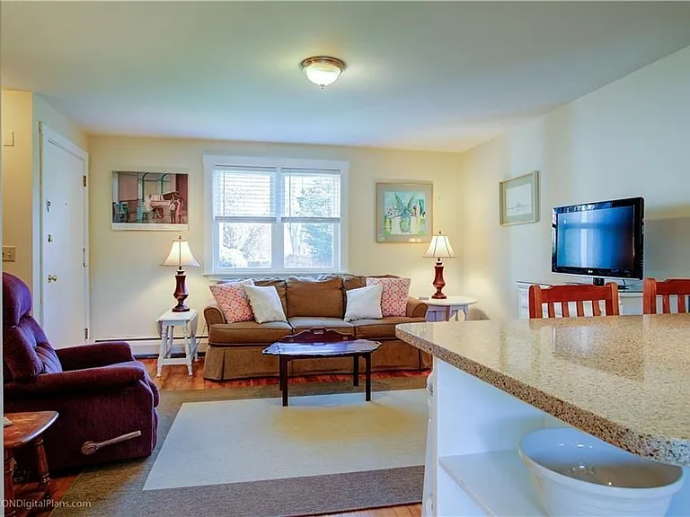 70 Carroll Ave #1113 — Photo 6