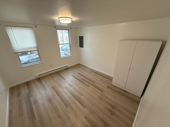 934 Broadway APT 1