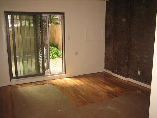 Rented by City Connections Realty | media 41