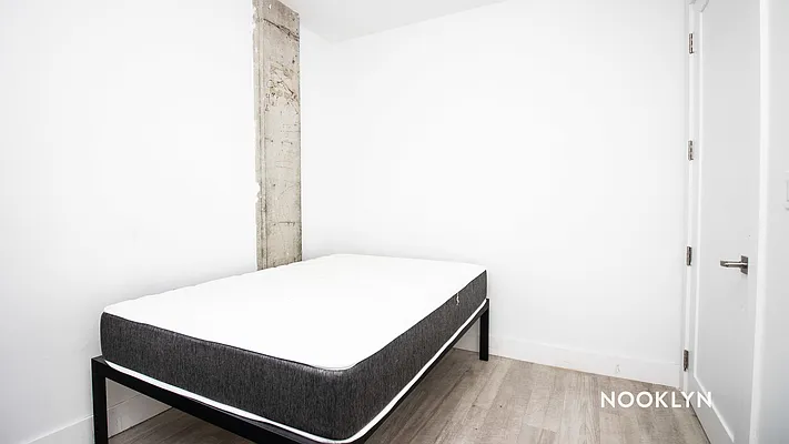 Rented by Nooklyn NYC LLC | media 53