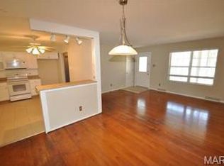 3142 Arrow Rock Dr, Saint Charles, MO 63303