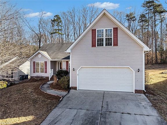 5th image of 1609 Hargrove Dr