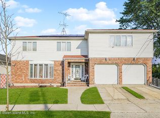 491 Mason Ave, Staten Island, NY 10305