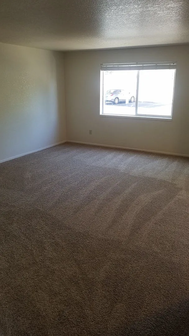 122-Ring Manor — Photo 4