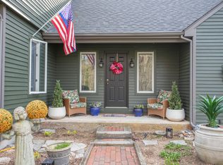 115 Ayers Point Rd, Old Saybrook, CT 06475