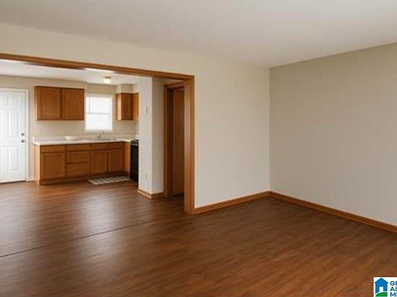 2nd image of 609 Center Way S