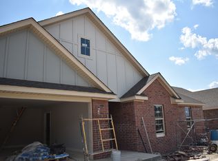 57 E Loveland Loop, Farmington, AR 72730