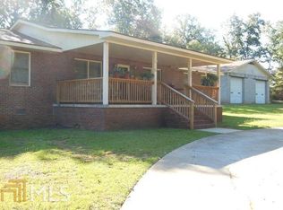 1138 Whispering Pines Dr, Toccoa, GA 30577