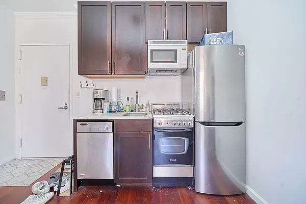 Rented by Living New York | media 8