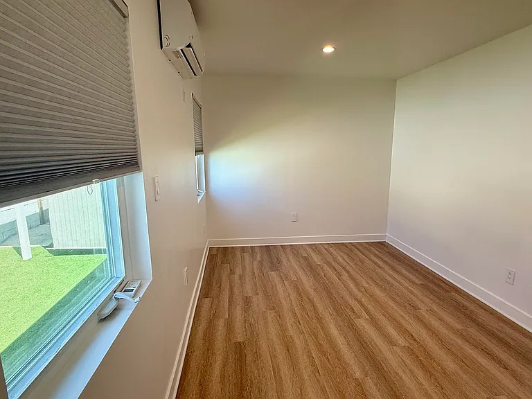 6445 Tujunga Ave #1/2 — Photo 5