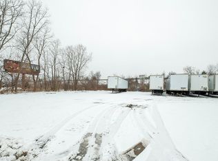 1265 Roth Dr, Lansing, MI 48911