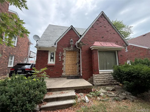5042 Philip St, Detroit, MI 48224