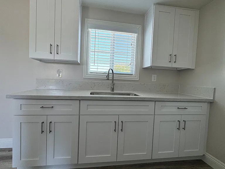 916 S Marguerita Ave #816-24 — Photo 12