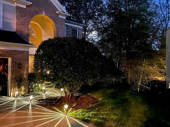 4th image of 2546 Woodcreek Ct SE