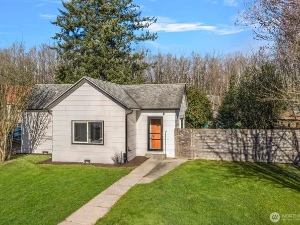 8164 Falls Avenue SE, Snoqualmie, WA 98065