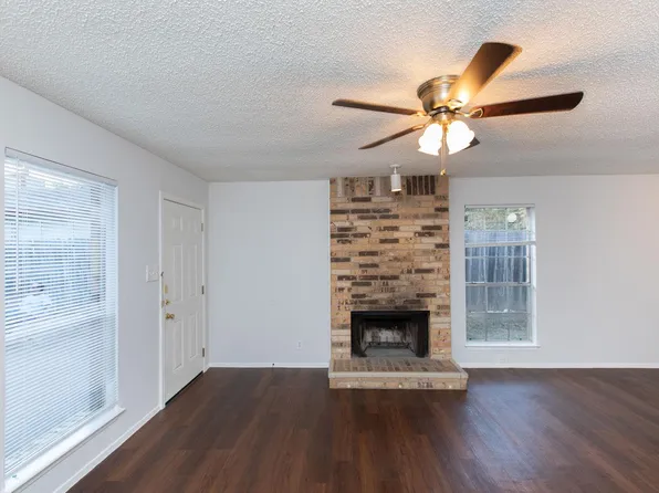 2102 Courtney St #A, Austin, TX 78745