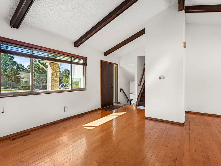 5916 Wolf Creek Pl — Photo 12