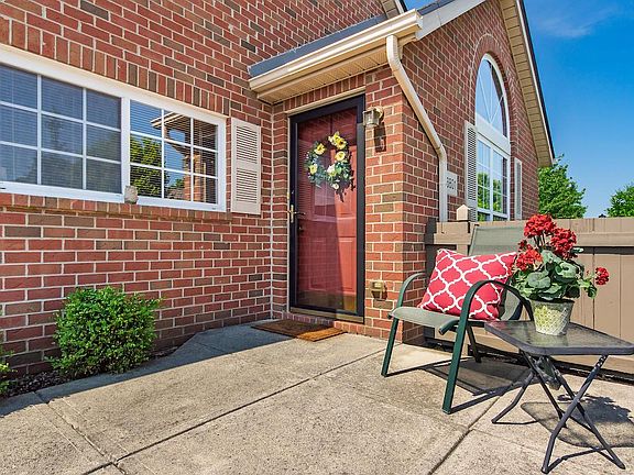 4th image of 6801 Winrock Dr