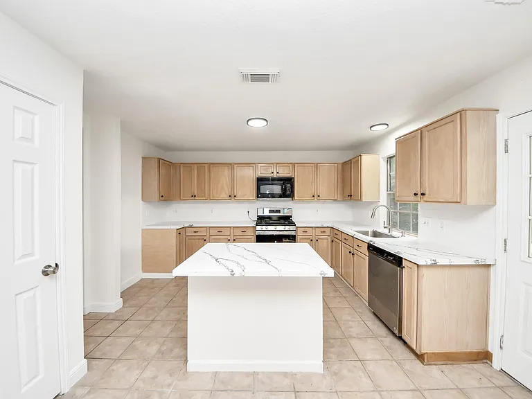 3046 Texas Oak Dr — Photo 25
