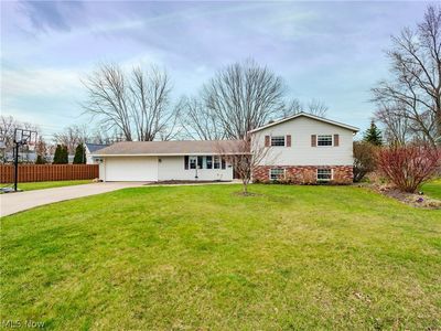 33363 Karen Dr, Avon Lake, OH, 44012