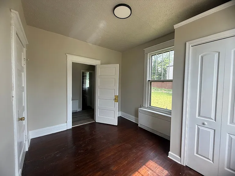 1700 Bedford Ave — Photo 25
