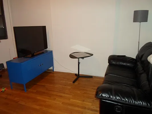 Rented by Sky Management | media 40