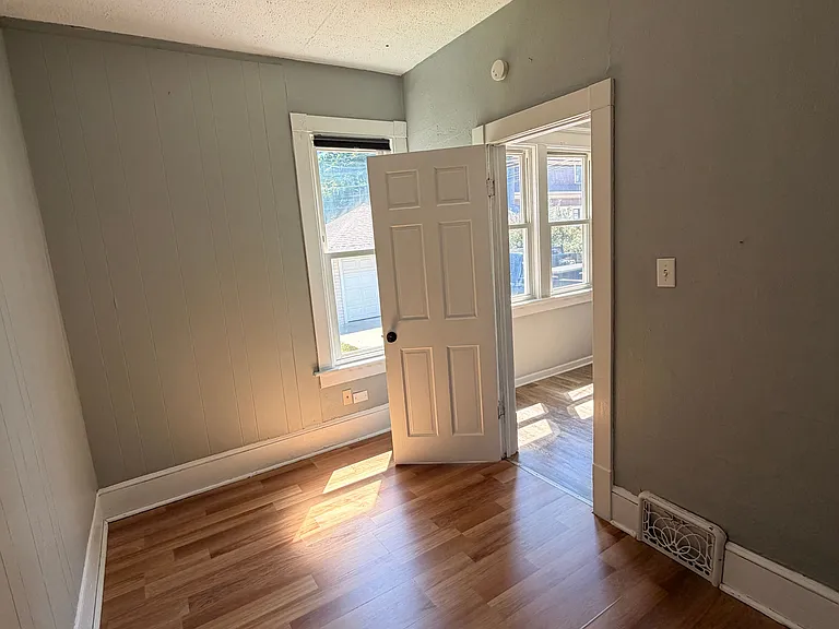 2 bed, 900 sqft, $1,495 — Photo 8