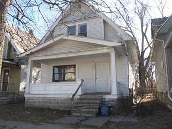 1st image of 2322 Trowbridge St