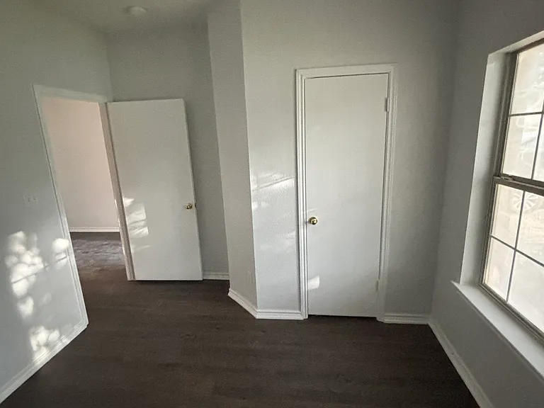 8206 Copperfield — Photo 9