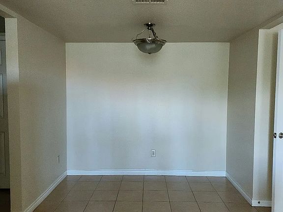5th image of 5185 Indian River Dr