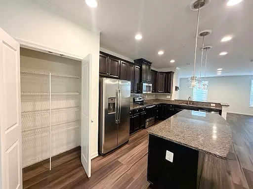 6314 Halsted Ave — Photo 11