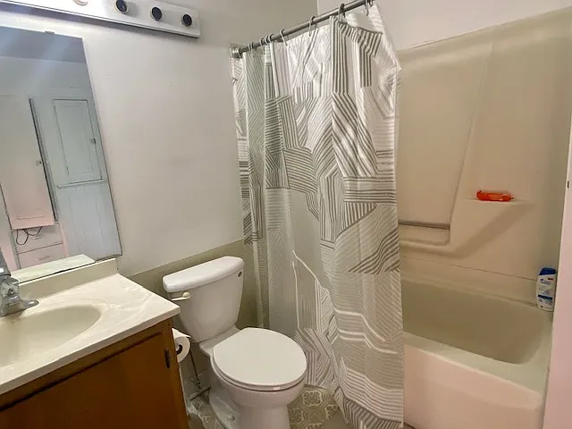 1215 Mound St #2 — Photo 10
