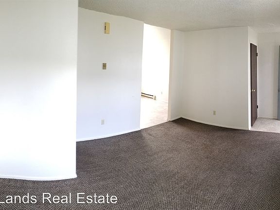 3rd image of 701 Spencer St APT 7