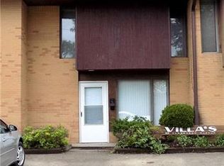 99 Clarendon Ave APT 2, Uniontown, PA