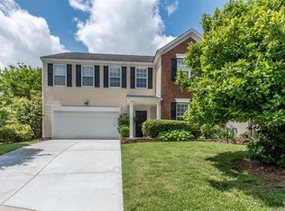 2124 Kenwood Terrace Dr, Matthews, NC 28105