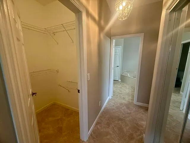 4645 SE Bridgetown Ct — Photo 14