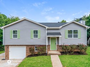 5200 Willow Ridge Dr, Pinson, AL 35126