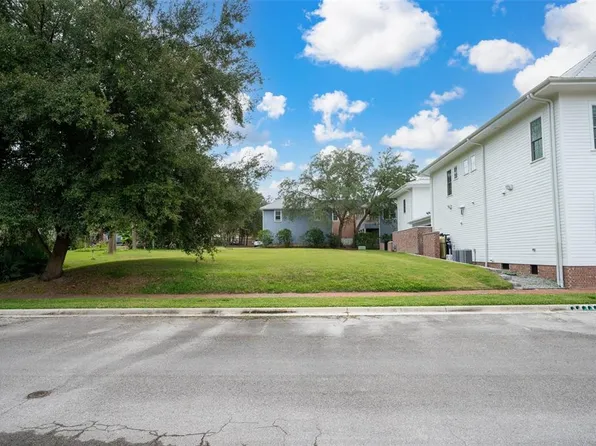 9139 SW 47th Pl #6-7, Gainesville, FL 32608