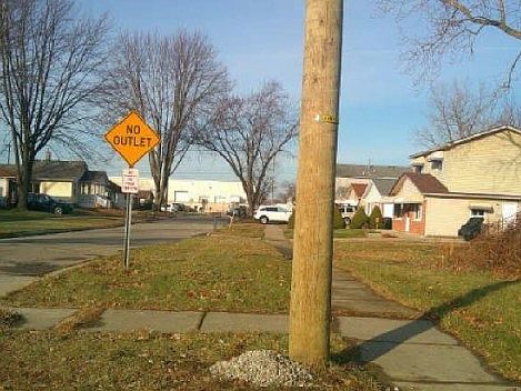 2nd image of 13529 Fellrath St
