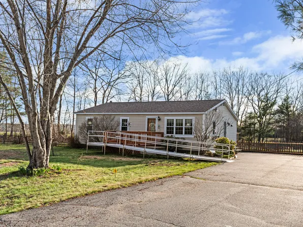 11 Michelle Way, Saco, ME 04072