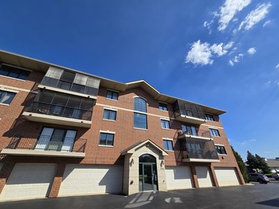 6860 W Winding Trl UNIT 204, Oak Forest, IL, 60452