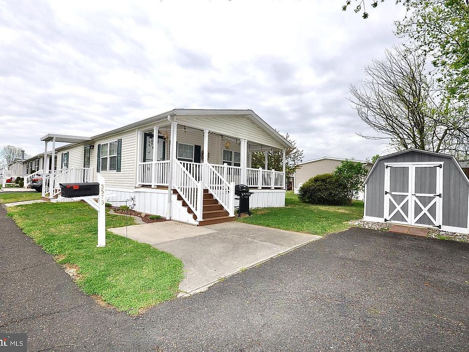 1st image of 3573 Aster Ave