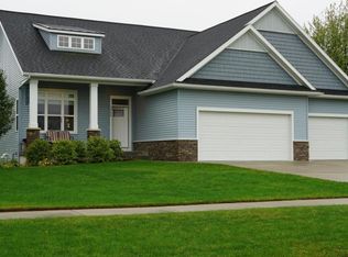 1946 Lilypad Dr SW, Byron Center, MI 49315