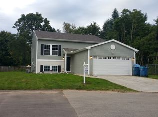 3257 Quarry Ridge Ct, Kalamazoo, MI 49004